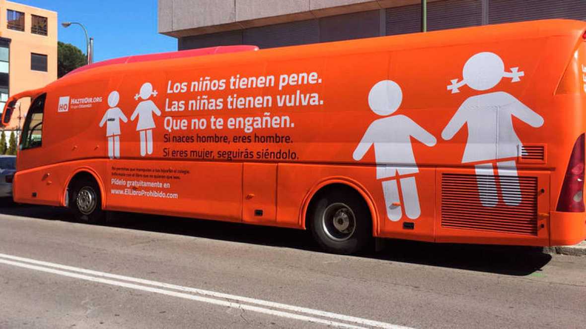 Rechazo un&aacute;nime al bus de HazteOir contra los ni&ntilde;os transexuales