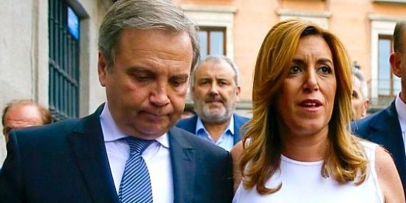 Carmona salta al ruedo y le 'rompe la cara' al pedrista Silva, por burlarse de Susana Díaz