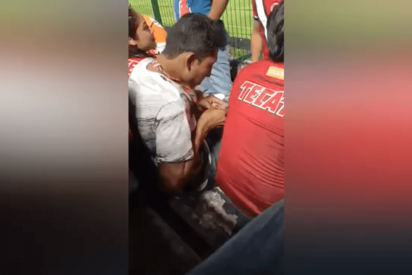 Captan a aficionado de Veracruz drog&aacute;ndose en el Estadio
