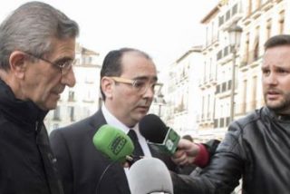 La defensa del padre Rom&aacute;n renuncia a m&aacute;s de la mitad de sus testigos