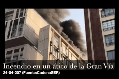 Espect&aacute;cular incendio en un &aacute;tico de la Gran V&iacute;a madrile&ntilde;a