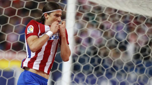 Filipe Luis se metamorfosea en delantero goleador: Atlético de Madrid 1 - Real Sociedad 0