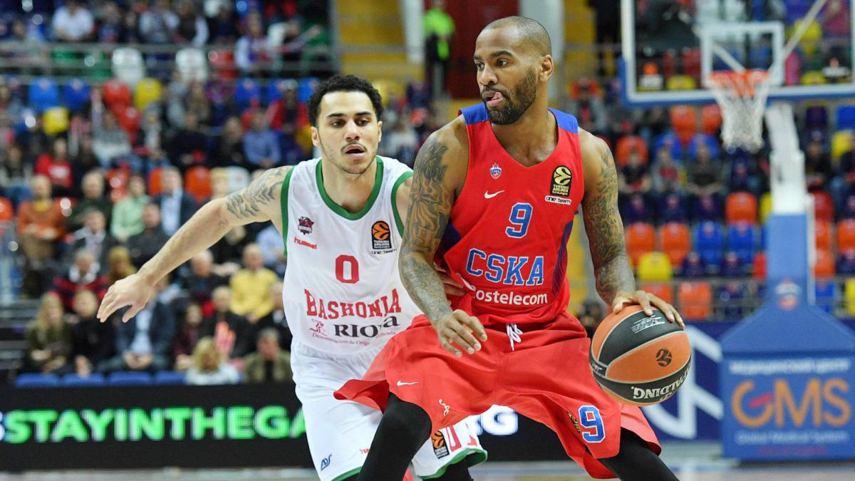 Un gran Larkin (17) roza la proeza en Mosc&uacute;: CSKA Mosc&uacute; 98 - Baskonia 90