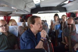 El acojonante sueldo público que Pablo Iglesias le ha puesto al 'chófer' del Tramabús