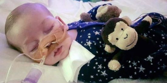 El terrible caso del beb&eacute; que la justicia autoriz&oacute; desconectar contra la voluntad de sus padres