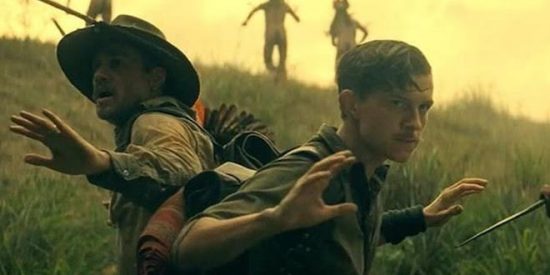 La fría relación entre Charlie Hunnam y Robert Pattinson