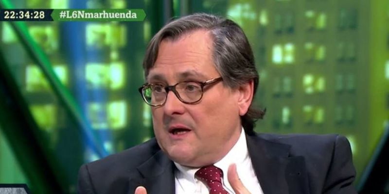 Las hordas de Twitter apalean a LaSexta y acusan a la cadena de 'masajear' a Paco Marhuenda