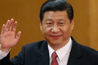 Xi Jinping entrega un t&iacute;tulo honor&iacute;fico chino a las fuerzas represivas de Xinjiang