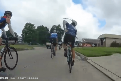 Un ciclista es alcanzado por un disparo en pleno entrenamiento