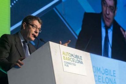 Álvaro Nadal insta a las administraciones a impulsar la movilidad alternativa