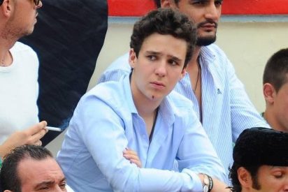 La peineta del nieto rebelde de do&ntilde;a Sof&iacute;a que provoca un fenomenal cabreo en Casa Real