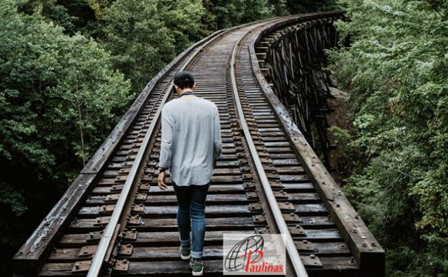'El hombre que esquivaba los trenes'