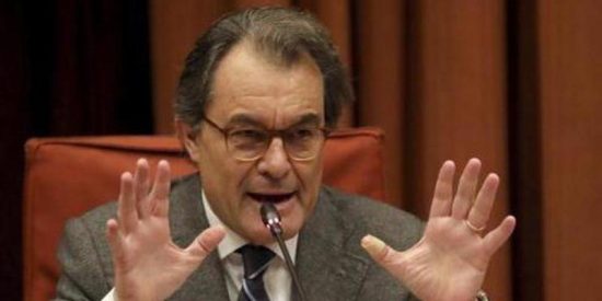 Artur Mas s&oacute;lo tiene patrimonio para cubrir un 12% de lo que se gastaron el 9-N
