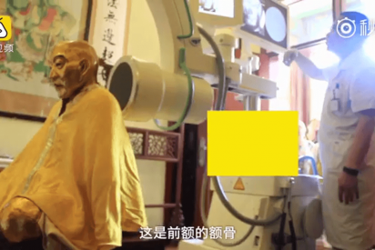 La impresionante momia milenaria ba&ntilde;ada en oro tiene los &oacute;rganos en excelente condici&oacute;n