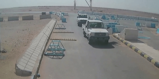 Los militares jordanos matando a tres soldados de EEUU con las manos en alto