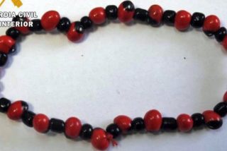 La Guardia Civil alerta a los incautos contra las pulseras de la muerte