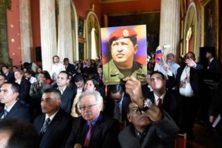 Los sicarios chavistas se instalan en la Asamblea para consumar el golpe de Maduro
