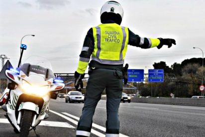 La Guardia Civil te avisa en Twitter del error garrafal que siempre cometes al circular por una rotonda