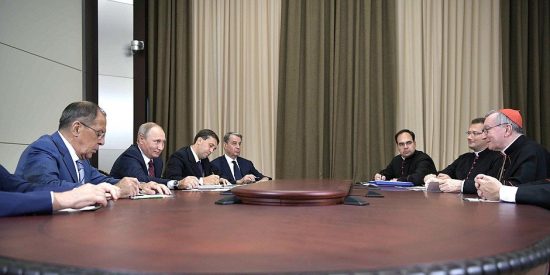 Putin respalda el "di&aacute;logo constructivo" entre Mosc&uacute; y la Santa Sede
