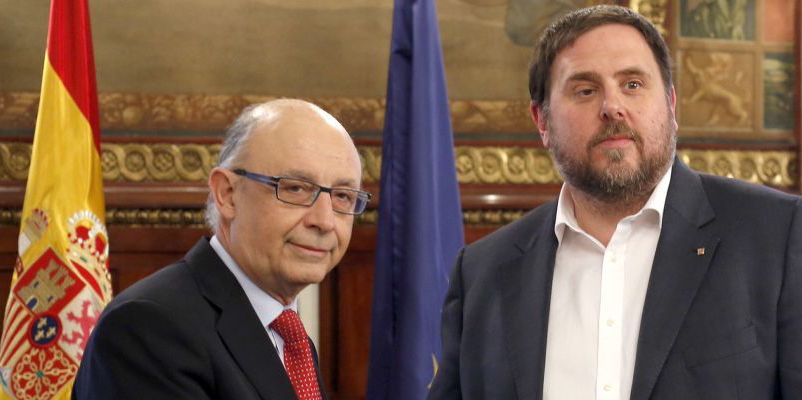 Montoro comunica a Junqueras el bloqueo total del presupuesto de la Generalitat catalana
