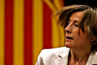 El circo independentista del Parlament: Forcadell salta como una loca a quitar la palabra a Ciudadanos