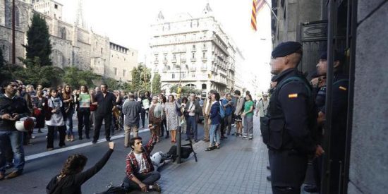 La Guardia Civil ha desmontado en un 'pis-pas' la organización del referéndum ilegal de Cataluña