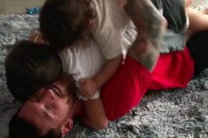As&iacute; fue el enternecedor reencuentro de Lionel Messi con sus hijos en Barcelona