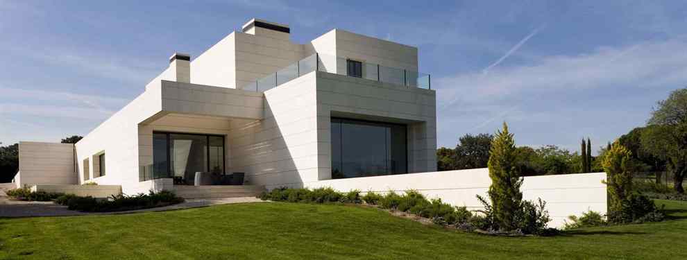 El crack en la agenda de Florentino Pérez que busca casa en La Finca de Madrid