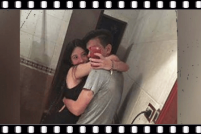 Esta pareja se sac&oacute; una foto y al verla descubrieron algo terror&iacute;fico