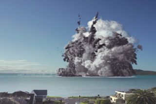 [VIDEO] 'Erupci&oacute;n' de un volc&aacute;n submarino 'destruye' la ciudad m&aacute;s poblada de Nueva Zelanda