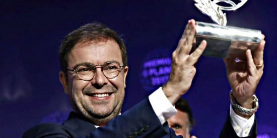 'El Grial' del turolense Javier Sierra gana el premio Planeta 2017 con 'El fuego invisible'