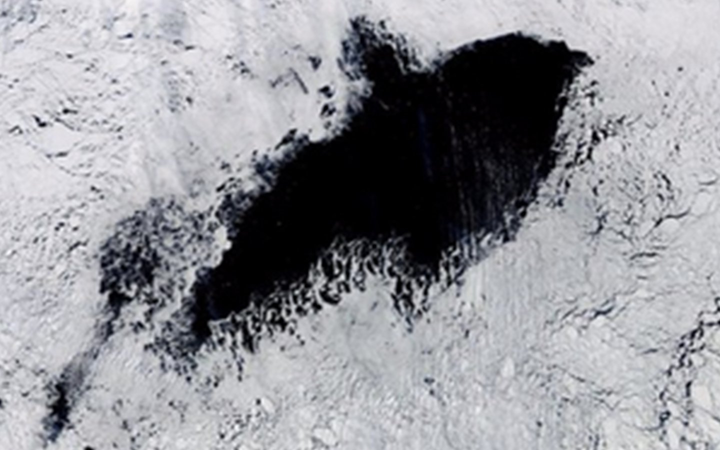 Este gigante y misterioso agujero descubierto en la Ant&aacute;rtida deja perplejos a los cient&iacute;ficos