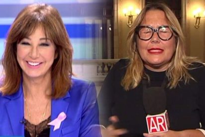 Ana Rosa se cachondea de Mayka Navarro pillada con un micro abierto