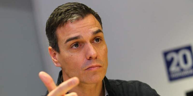Pedro S&aacute;nchez cobra 4.100 euros netos al mes y un 28% m&aacute;s al a&ntilde;o que Mariano Rajoy