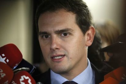 La firmeza de Ciudadanos en Catalu&ntilde;a dispara al partido de Albert Rivera que alcanza al PSOE