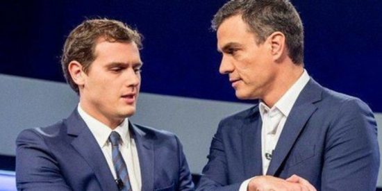 Albert Rivera se est&aacute; comiendo la 'merienda' y los votantes de Pedro S&aacute;nchez