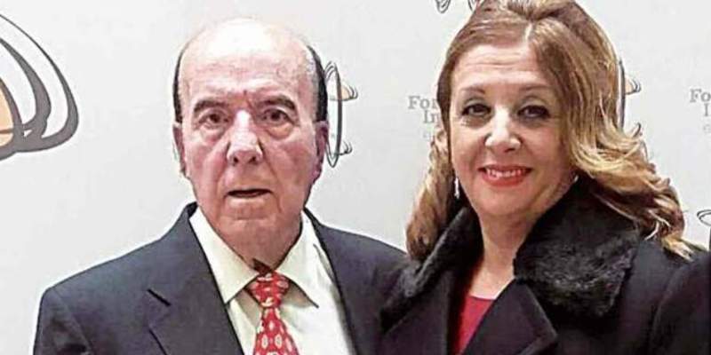 Chiquito de la Calzada nombr&oacute; 'heredera universal' a su sobrina Loli