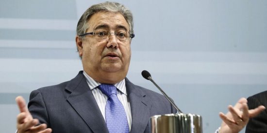 La respuesta de una cabreada feminista a este mensaje del ministro Zoido