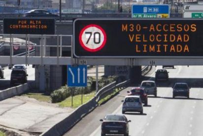 Carmena y los de Podemos proh&iacute;ben hoy aparcar en el centro de Madrid a los no residentes