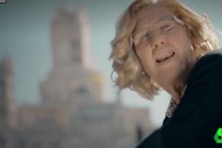 La mejor parodia a Manuela Carmena: "Ni un coche va a quedar en Madrid, se va a quedar el cielo limpio"