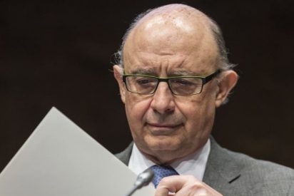 Montoro pide recortes de &uacute;ltima hora a m&aacute;s de la mitad de las comunidades aut&oacute;nomas