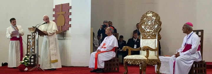 Papa, a los religiosos: "El enemigo de la armon&iacute;a en nuestras comunidades es el esp&iacute;ritu de chisme. Mu&eacute;rdanse la lengua a tiempo"