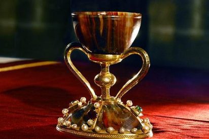 El Santo C&aacute;liz de Valencia, emparentado con la dinast&iacute;a navarro-aragonesa