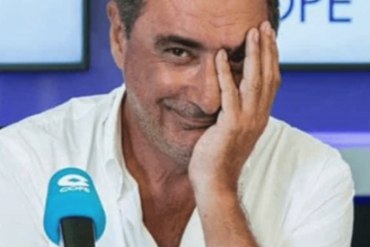 La sorprendente &ldquo;llamada del a&ntilde;o&rdquo; a Carlos Herrera que triunfa en las redes y quema el WhatsApp