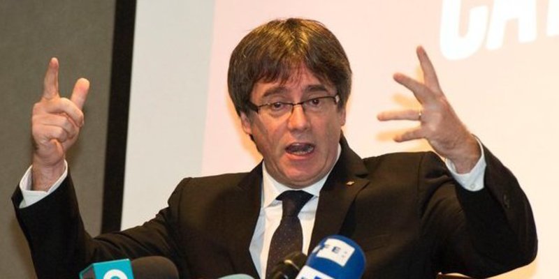 Los letrados del Parlament catal&aacute;n rechazan la investidura a distancia del pr&oacute;fugo Puigdemont