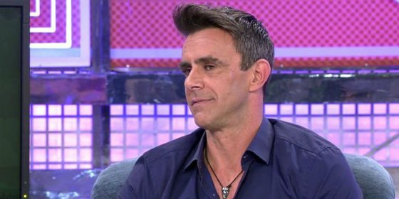 Alonso Caparrós: “Pensáis que voy con el nabo fuera dando látigos”