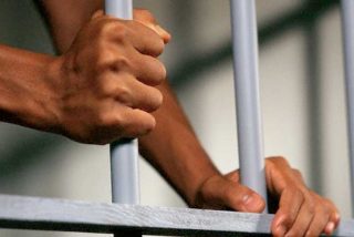 Ocho de cada diez espa&ntilde;oles apoyan la prisi&oacute;n permanente pero los pol&iacute;ticos miran para otro lado