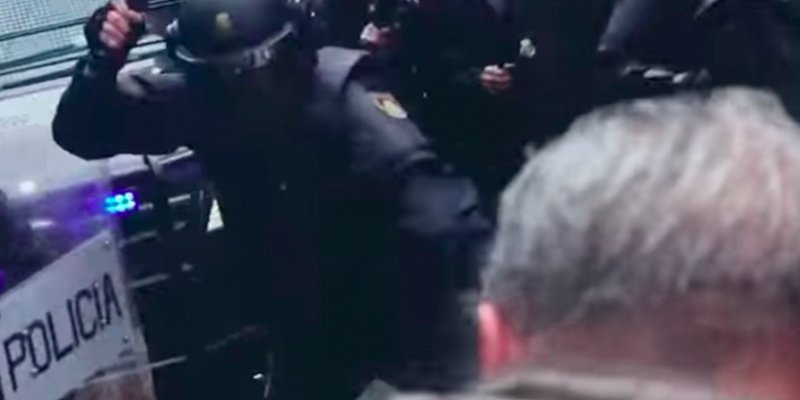 TV3 emitirá en 'prime time' un documental de Roures que glorifica el 1-O