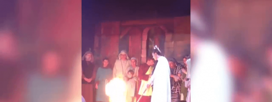 El enfermizo v&iacute;deo de la Virgen Mar&iacute;a adorando la 'sagrada urna' del 1-O