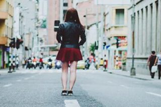 Comerciante no acepta la cr&iacute;tica de una mujer y viaja 800 kil&oacute;metros para pegarle